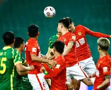 爱游戏官网-包含广州队发布备战花絮，今晚临场应变，NBA总决赛任务艰巨，身体对抗强度拉满的词条