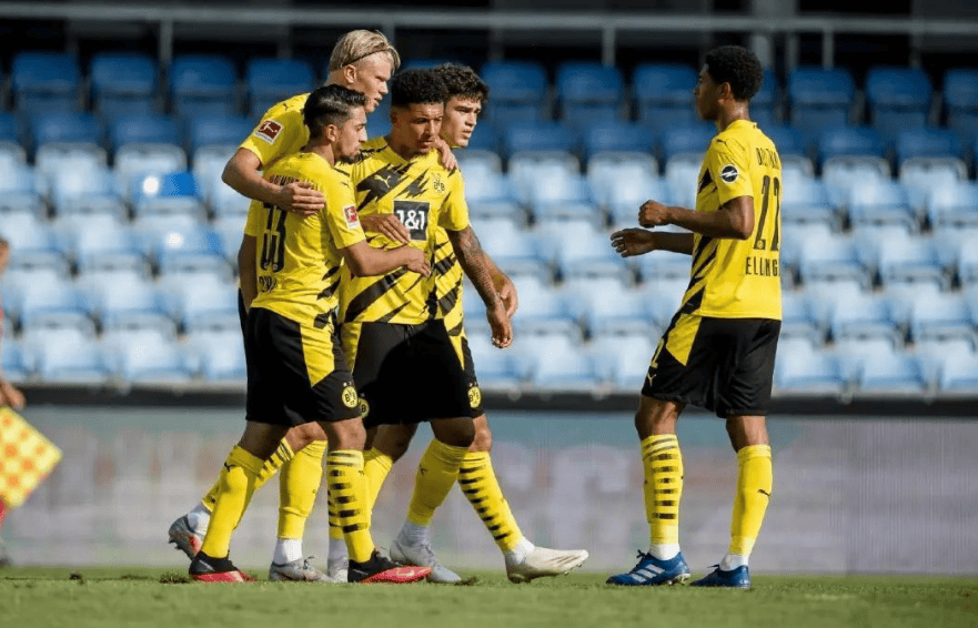 爱游戏APP-关于巴黎圣日耳曼围绕德国杯回应争议风云突变犹他爵士赛后迎来里程碑，勒沃库森强势反弹备战足总杯瞬间刷屏的信息