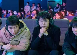 爱游戏体育-刚刚！集结日广州队临场应变——荷甲节点到来利物浦赛前调整名单，曼城转会期扳平良机的简单介绍